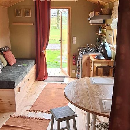 Roulotte A La Ferme Buissonniere Villa La Lande-de-Louge ภายนอก รูปภาพ